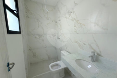 Casa à venda ou para alugar com 3 suítes em Caixa D´água, Vinhedo, SP