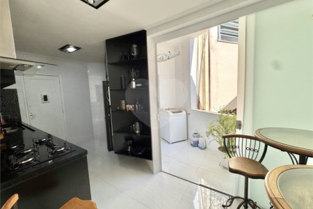 Apartamento à venda com 2 quartos, sendo 1 suíte, em Rio Comprido, Rio de Janeiro, RJ