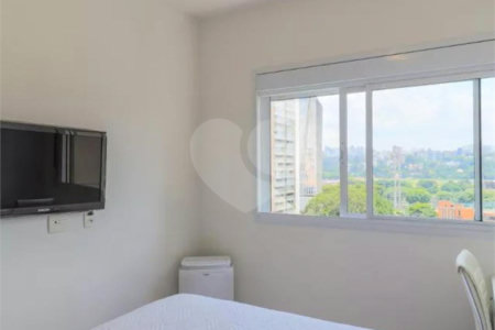 Apartamento à venda com 2 quartos, sendo 1 suíte,  em Chácara Santo Antônio, São Paulo, SP