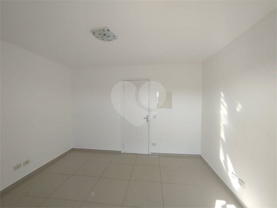 Casa à venda com 2 quartos no condomínio Vila Ajoá, Caieiras - SP