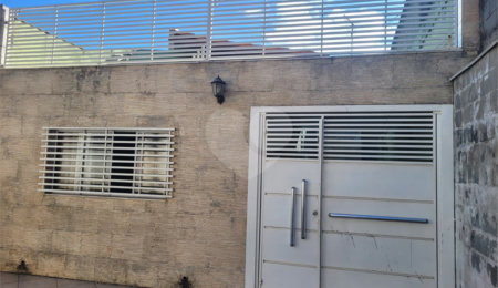Casa de Vila à venda com 1 suíte em Vila Áurea, Poá, SP