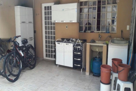 Sobrado à venda com 2 quartos em Vila Eros, Sorocaba, SP