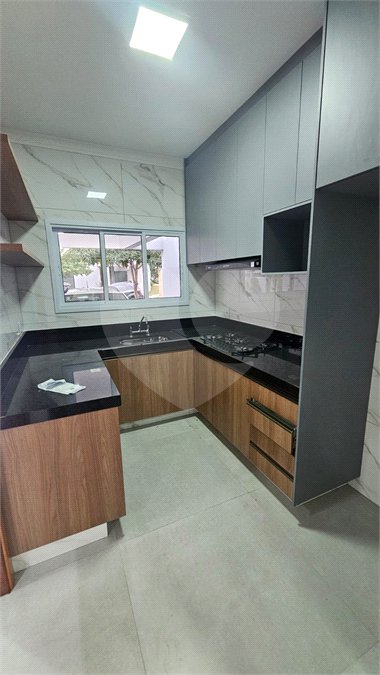 Casa à venda ou para alugar com 3 quartos, sendo 1 suíte, no condomínio Jardim Park Real, Indaiatuba - SP