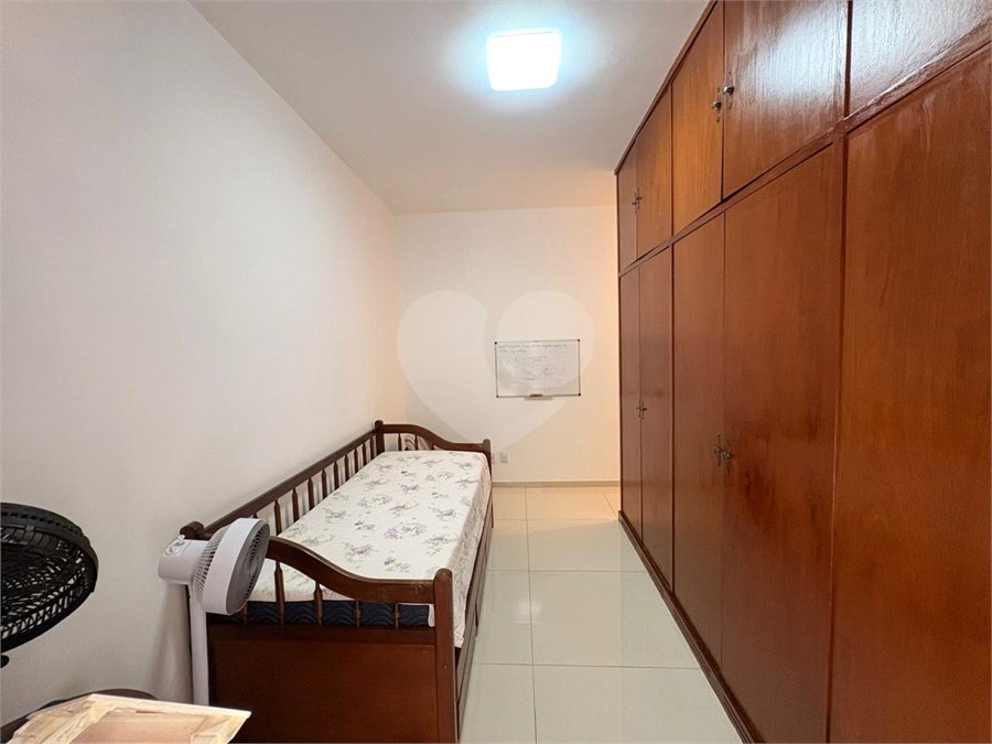 Apartamento à venda com 3 quartos, sendo 1 suíte,  em Lagoa, Rio de Janeiro, RJ