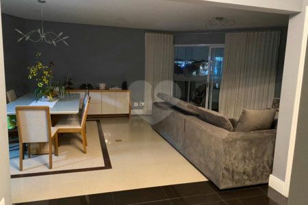 Apartamento à venda com 3 suítes em Santa Teresinha, São Paulo, SP