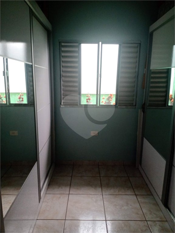 Sobrado à venda com 6 quartos em Horto, São Paulo, SP