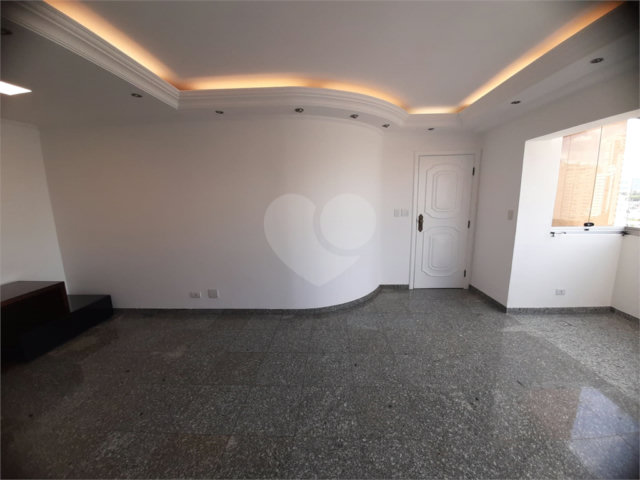 Apartamento à venda com 3 quartos, sendo 1 suíte,  em Santana, São Paulo, SP