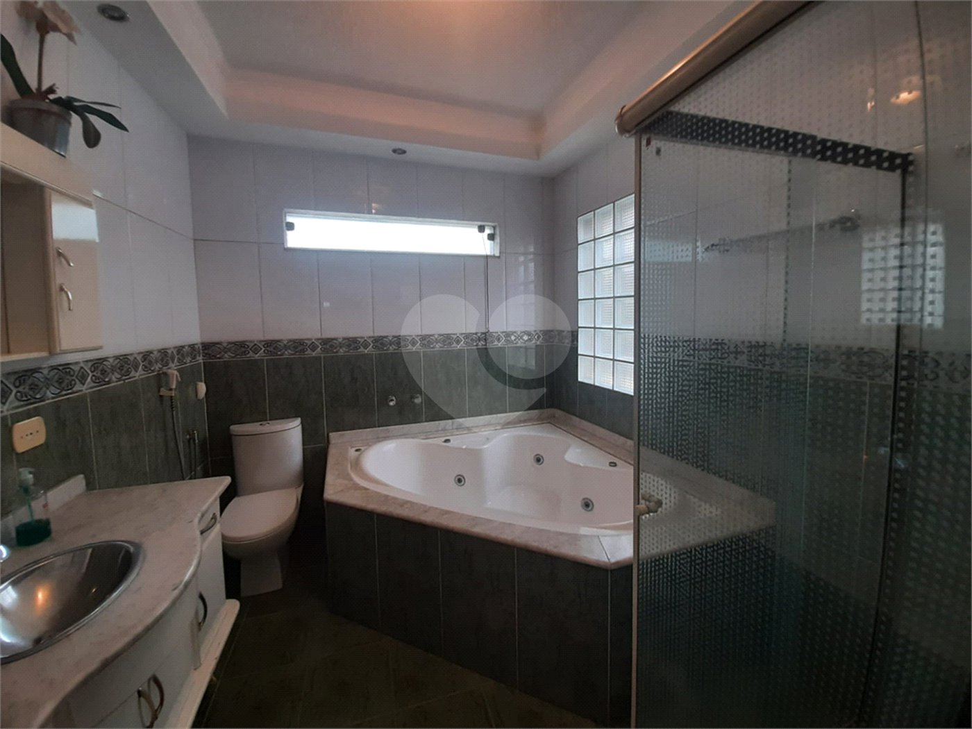 Sobrado à venda com 3 quartos, sendo 2 suítes, em Santana, São Paulo, SP