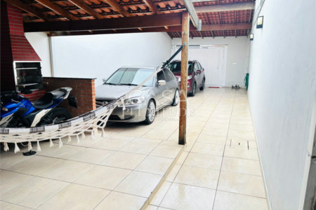 Casa à venda com 1 suíte em Parque São Bento, Sorocaba, SP