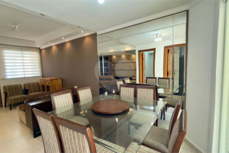Casa à venda com 3 quartos, sendo 1 suíte, no condomínio Residencial Village Salermo, Sorocaba - SP