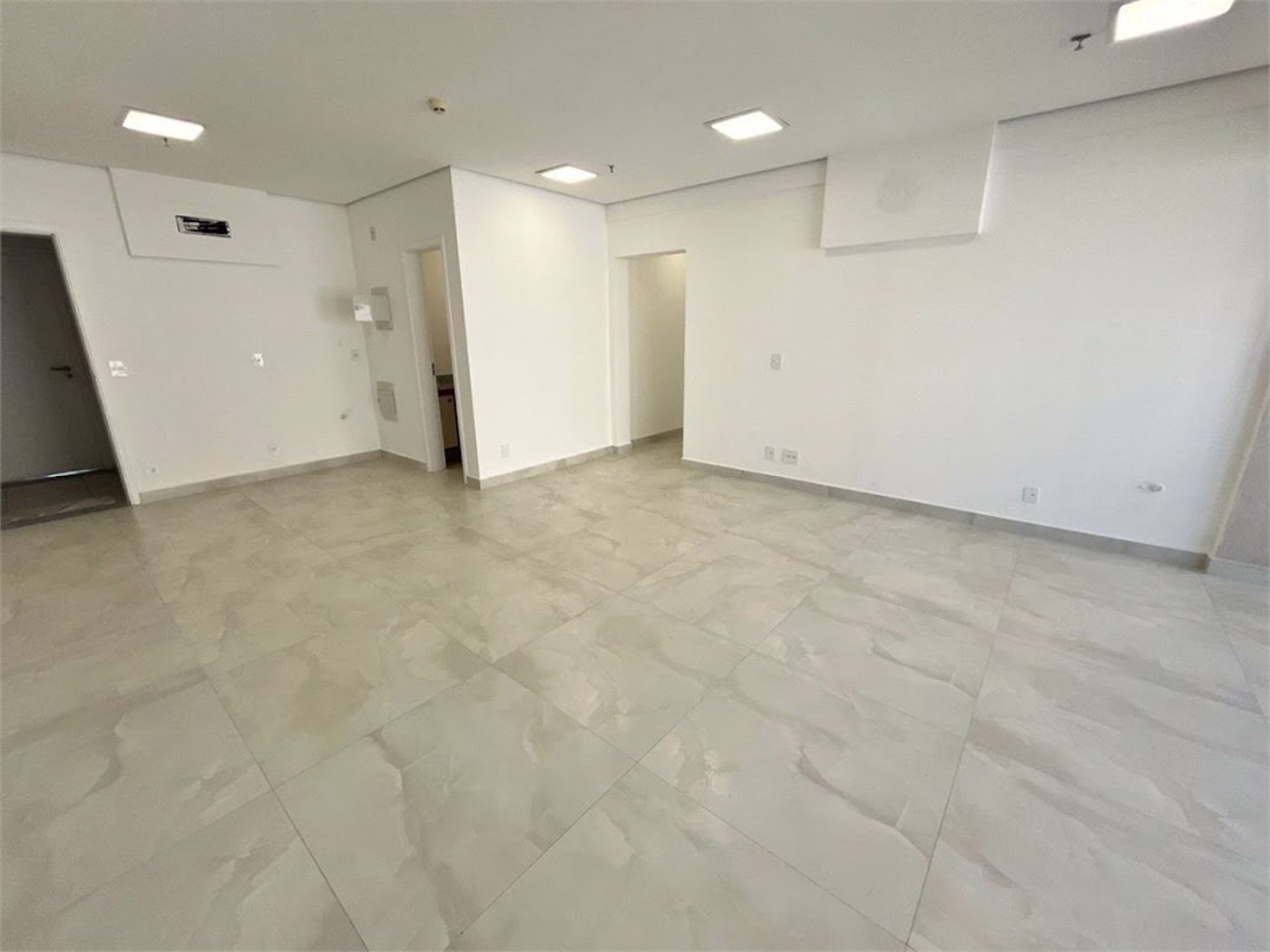 Sala, 42 m² - venda por R$ 300.000,00 ou aluguel por R$ 3.000,02 - Vila Matias - Santos/SP