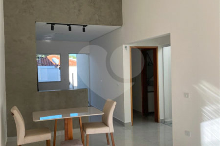 Casa à venda com 2 quartos, sendo 1 suíte, no condomínio Ilha das Águas, Salto - SP