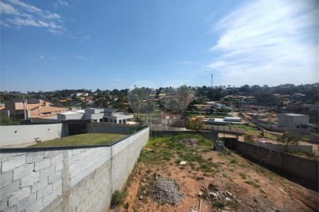 Terreno 810 metros à venda em Atibaia com projeto aprovado exclusivo de alto padrão com construção inacabada