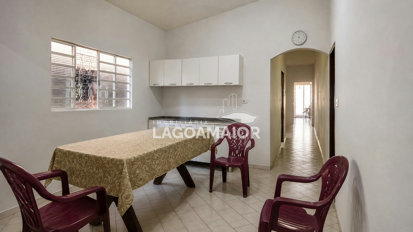 Casa à venda com 4 quartos em Nossa Senhora Aparecida, Três Lagoas - MS