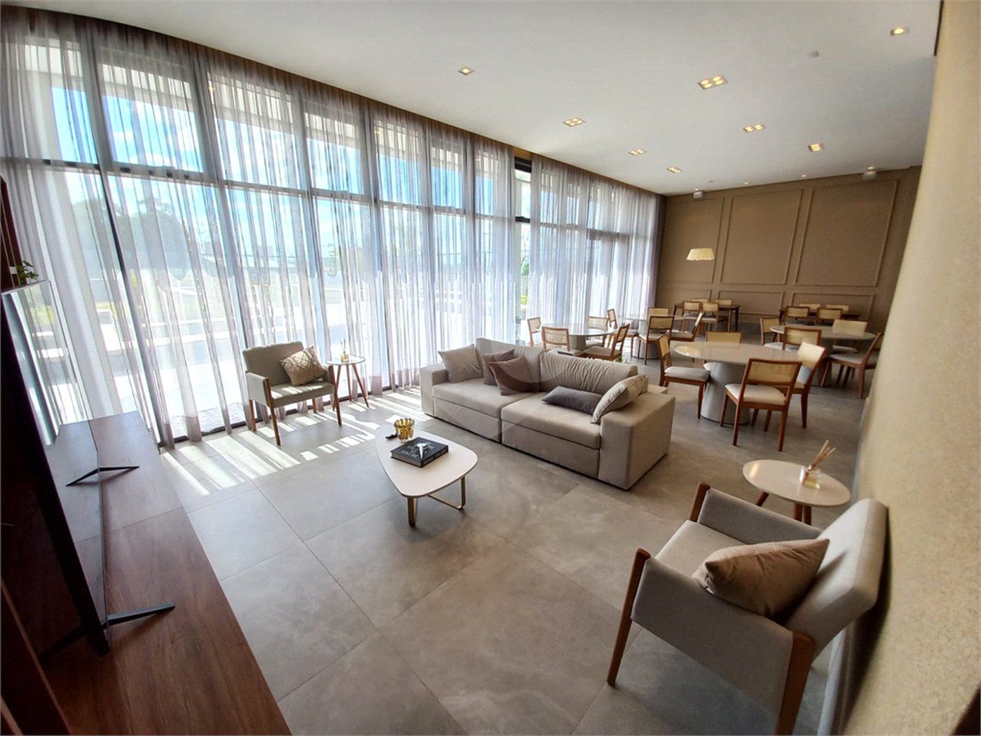 Apartamento para alugar com 3 quartos, sendo 1 suíte,  em Parque Campolim, Sorocaba, SP