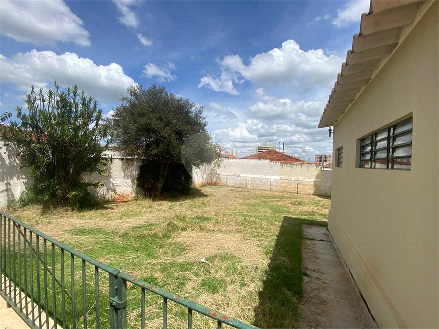Casa à venda com 3 quartos em Jardim do Carmo, Araraquara, SP