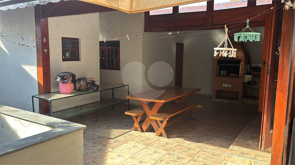 Sobrado à venda com 5 quartos, sendo 3 suítes,  em Jardim Recanto do Valle, Indaiatuba, SP