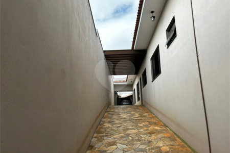 Casa à venda com 3 quartos, sendo 1 suíte, no Centro, Itapetininga, SP