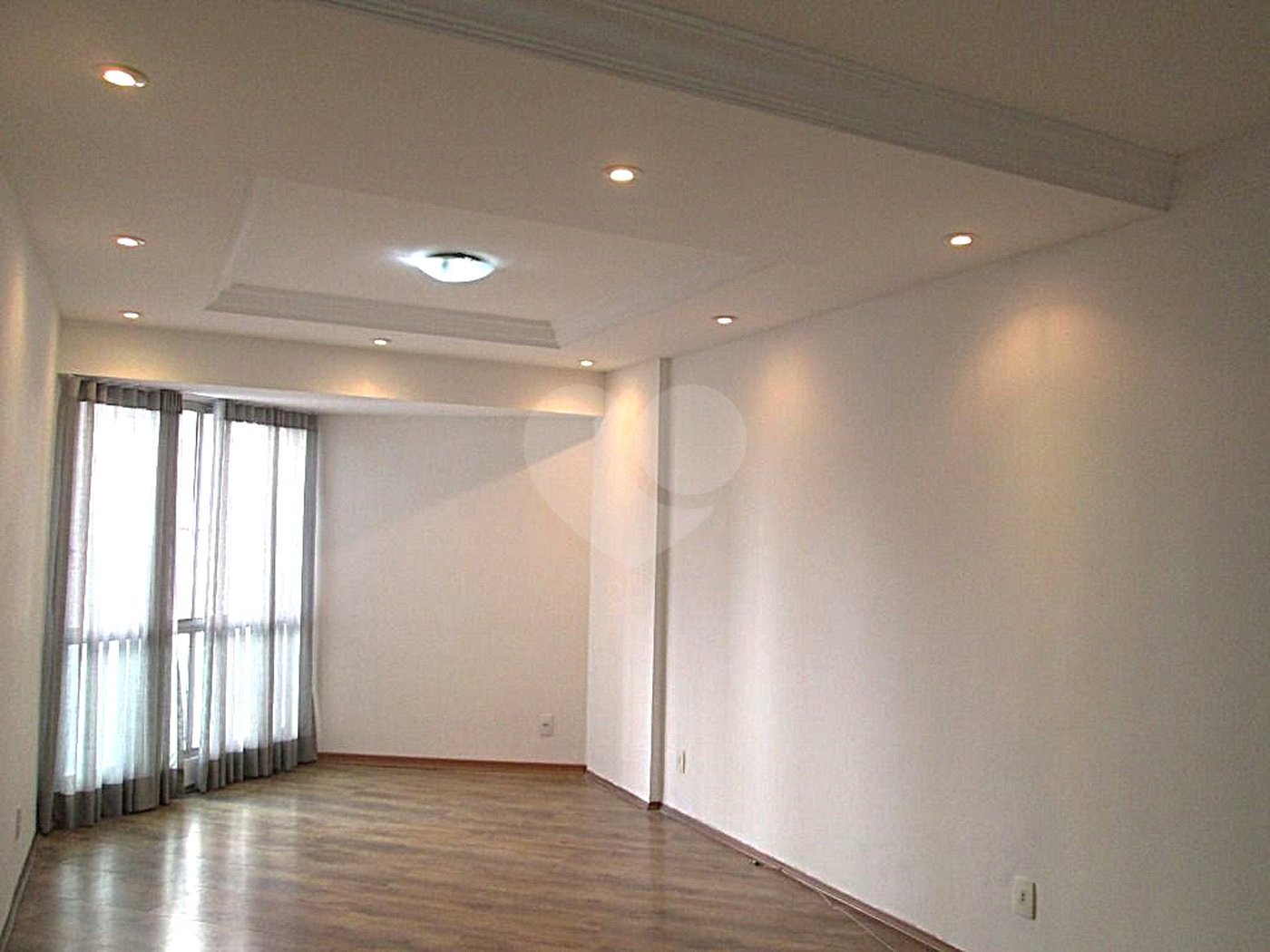 Apartamento à venda com 3 quartos, sendo 1 suíte,  em Paraíso, São Paulo, SP