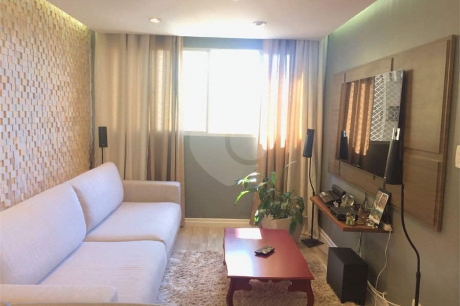Apartamento à venda com 3 quartos, sendo 1 suíte, em Santana, São Paulo, SP