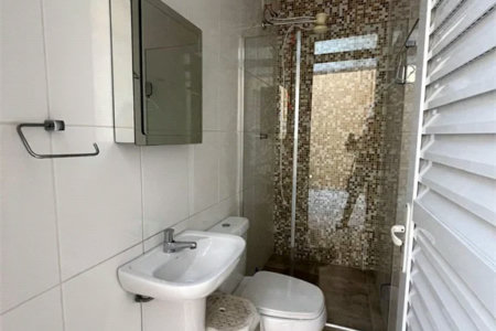 Sobrado à venda com 4 quartos, sendo 1 suíte, em Vila Cordeiro, São Paulo, SP