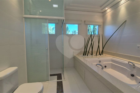 Casa à venda com 5 suítes no condomínio Lago Azul 1, Araçoiaba da Serra - SP
