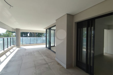Apartamento à venda com 4 suítes em Jardim Leonor, São Paulo, SP