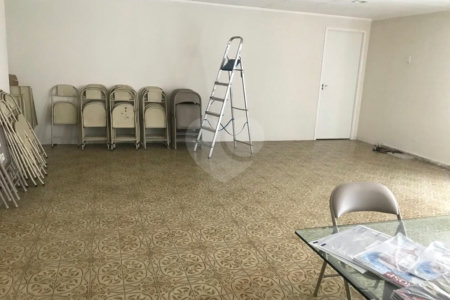 Espaço e Segurança no Bom Retiro: Apartamento de 100 m² com Infraestrutura Completa