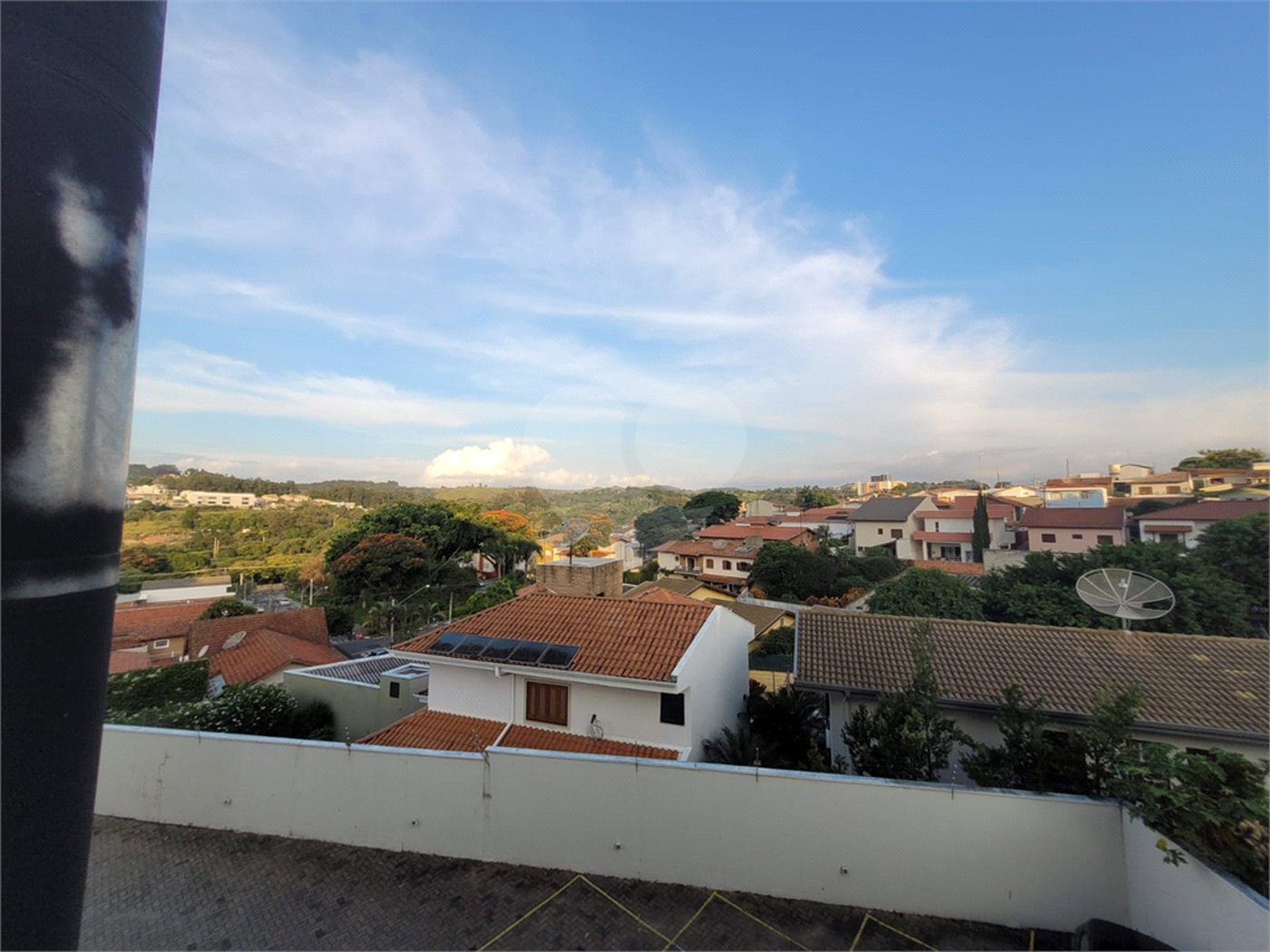 Apartamento à venda com 3 quartos, sendo 1 suíte, no Centro, Vinhedo, SP