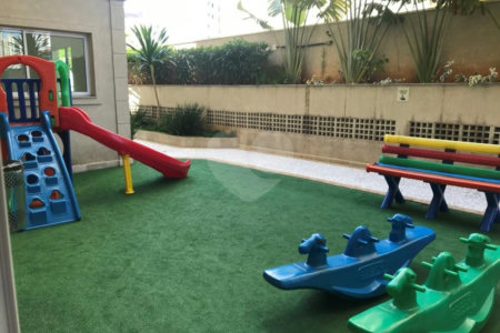 Apartamento à venda com 3 suítes em Santa Teresinha, São Paulo, SP
