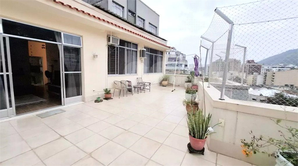 Apartamento à venda com 2 quartos, sendo 1 suíte,  em Tijuca, Rio de Janeiro, RJ