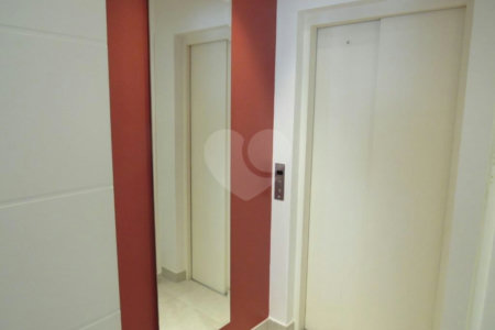 Apartamento à venda com 3 suítes em Real Parque, São Paulo, SP