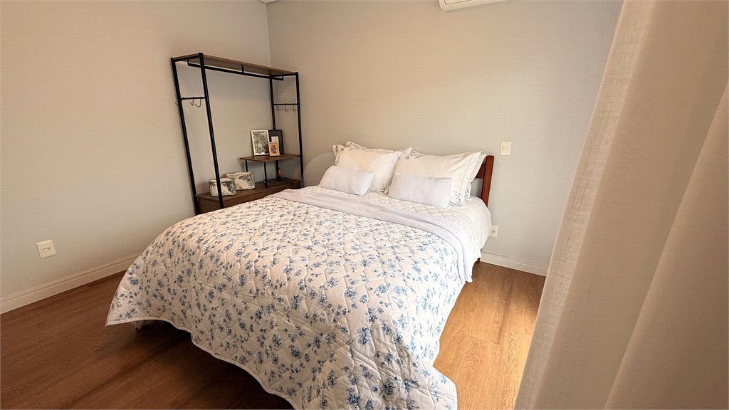 Casa à venda com 3 suítes no condomínio Jardim Residencial Dona Maria José, Indaiatuba - SP