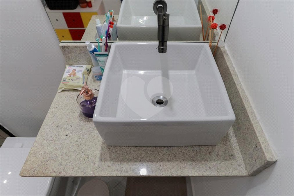Sobrado à venda com 2 quartos em Santana, São Paulo, SP