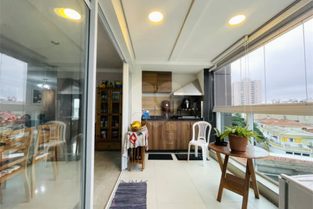 Apartamento à venda com 2 suítes em Vila Scarpelli, Santo André, SP