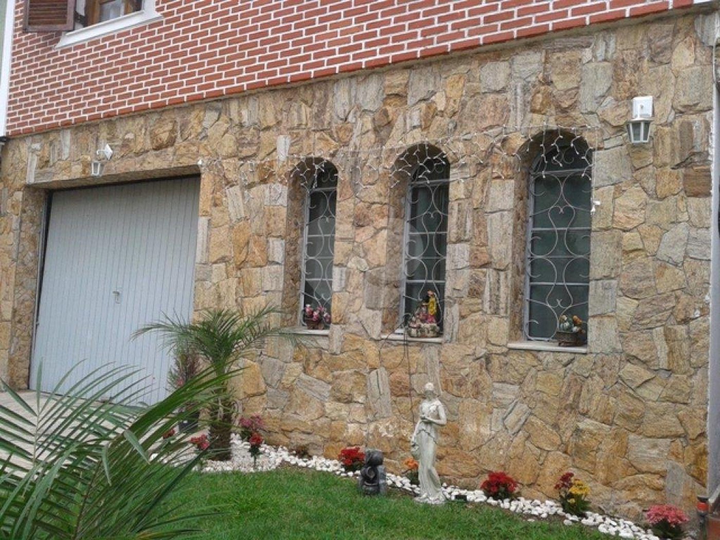 Sobrado à venda com 5 quartos, sendo 1 suíte, em Vila Mazzei, São Paulo, SP
