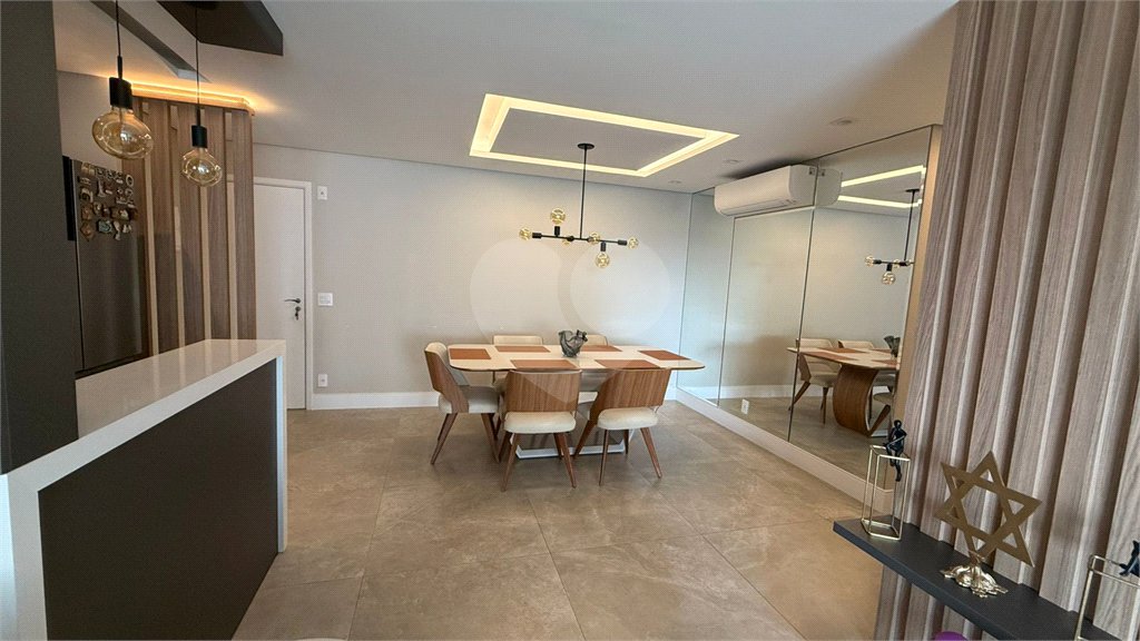 Apartamento à venda com 3 quartos, sendo 1 suíte, em Tatuapé, São Paulo, SP