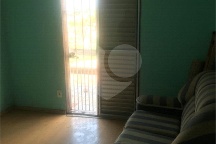 Casa à venda com 3 quartos em Campo Limpo, São Paulo, SP