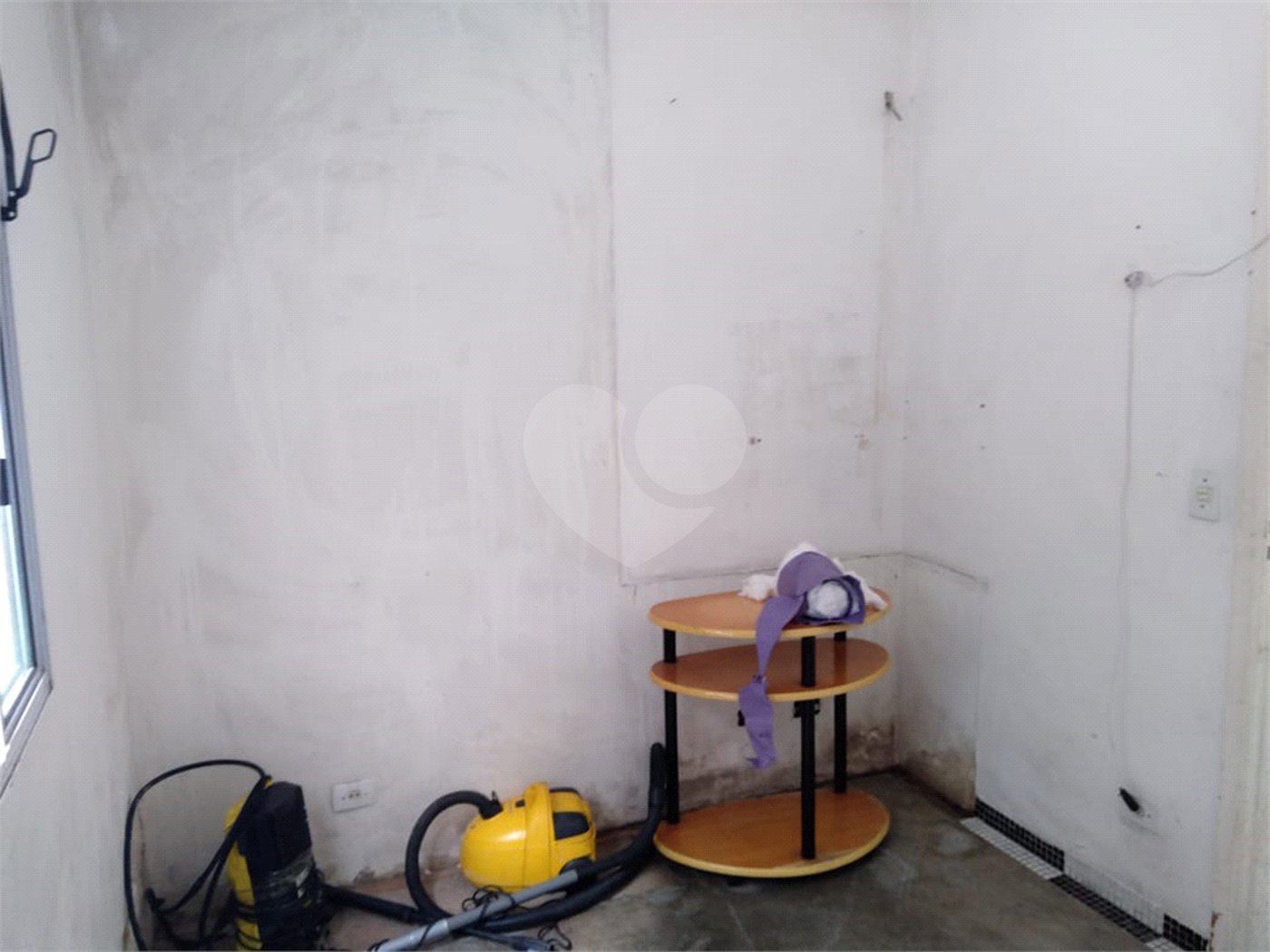 Casa à venda com 5 quartos, sendo 1 suíte,  em Cambuci, São Paulo, SP