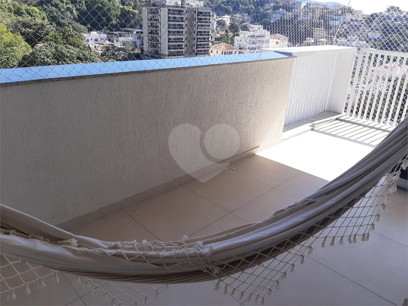 Cobertura à venda com 3 quartos, sendo 2 suítes,  em Tijuca, Rio de Janeiro, RJ