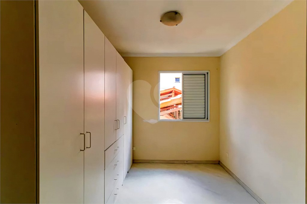 Casa à venda com 3 quartos, sendo 1 suíte,  no condomínio Villa Bella, São Paulo - SP