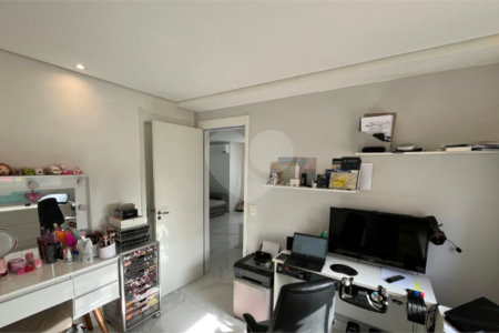 Apartamento à venda com 2 suítes em Jardim Vazani, São Paulo, SP