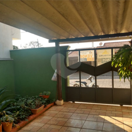 Casa à venda com 2 quartos em Vila Aurora, Itapetininga, SP