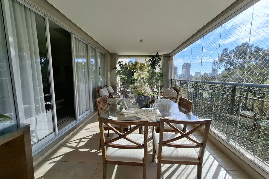 Apartamento à venda com 3 suítes em Santana, São Paulo, SP
