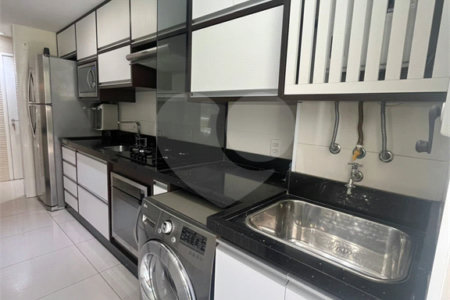 Apartamento à venda com 3 quartos, sendo 1 suíte, em Jardim das Vertentes, São Paulo, SP