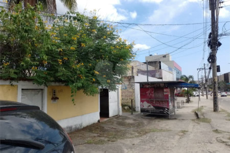 Casa à venda com 3 quartos em Campo Grande, Rio de Janeiro, RJ