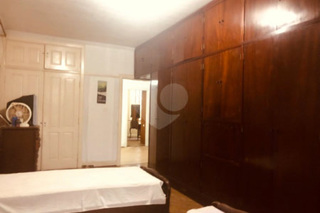 Sobrado à venda com 4 quartos, sendo 1 suíte, em Perdizes, São Paulo, SP