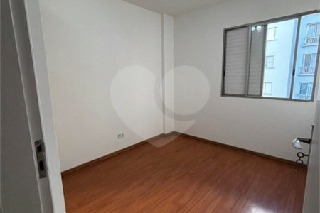 Apartamento à venda com 3 quartos em Caxingui, São Paulo, SP