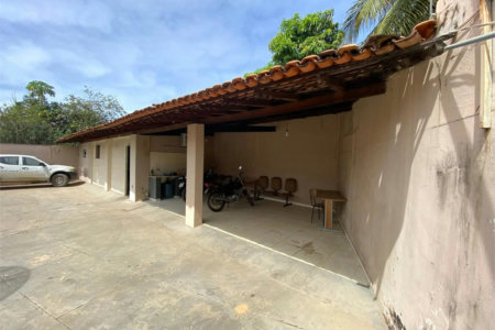 Casa à venda com 5 quartos no Centro, Balsas, MA