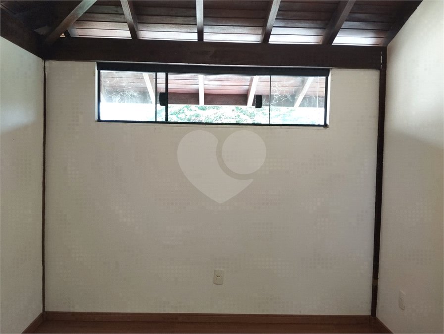 Casa à venda com 3 quartos, sendo 2 suítes, em Vila Harmonia, Araraquara, SP